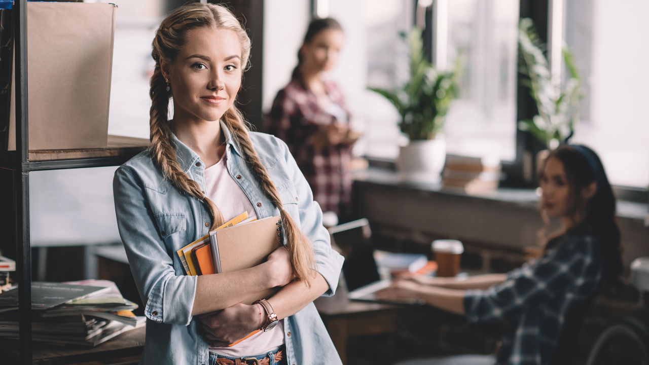 Maior concurso federal de 2025 tem salários de até R$ 17 mil