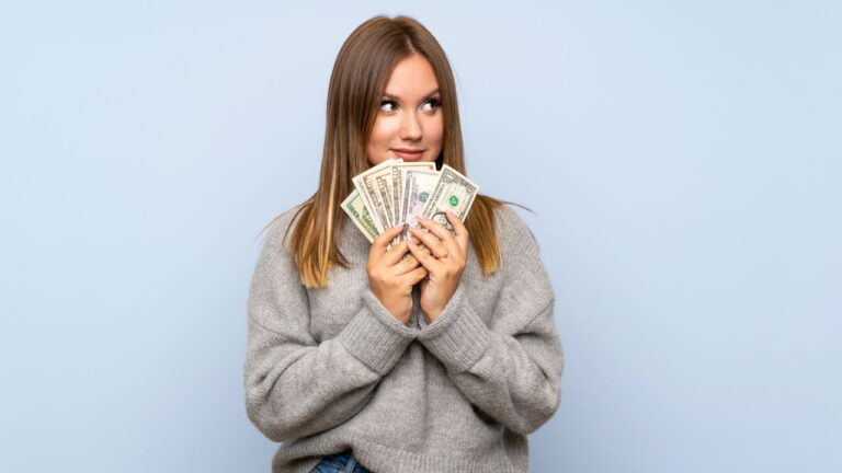 8 Profissões para trabalhar de casa com salários acima de R$ 10 Mil