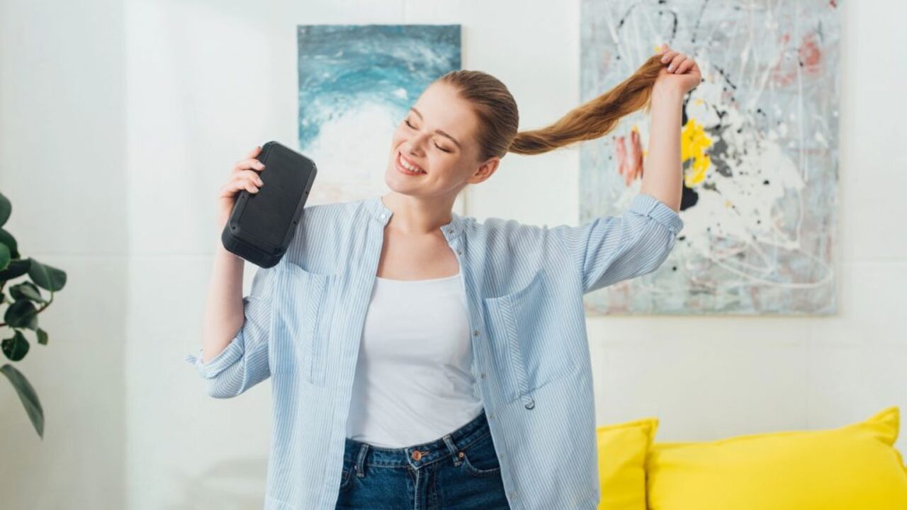 A melhor caixa de som Bluetooth por até R$150 em 2025!